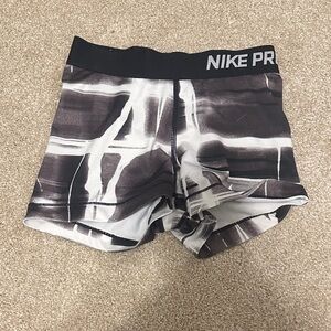 Nike Pro Black and White Patterned Shorts
